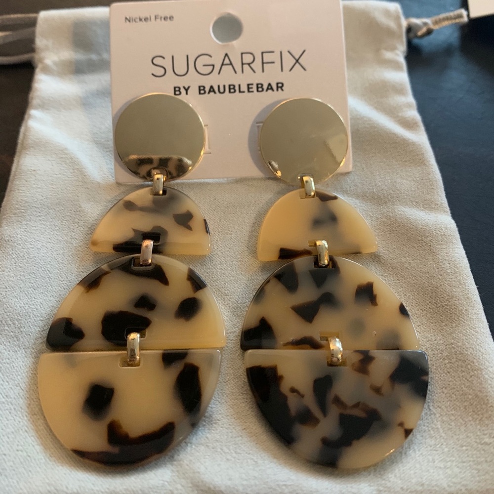 Cheetah Print Gold earrings!!